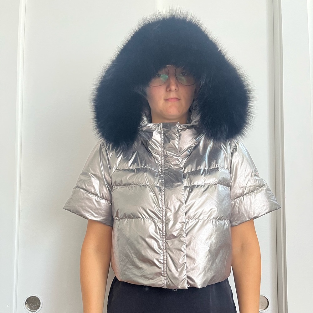 Post Card Solden Cropped Fox-Trim Metallic Down Ski Jacket Size Large/Italian 46